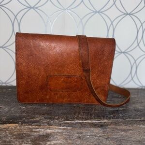 Vintage Brown Leather Crossbody Satchel Bag Minimalist Messenger